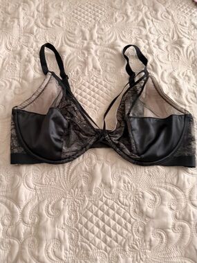Victoria's Secret Black Sheer Lace Underwire Bra